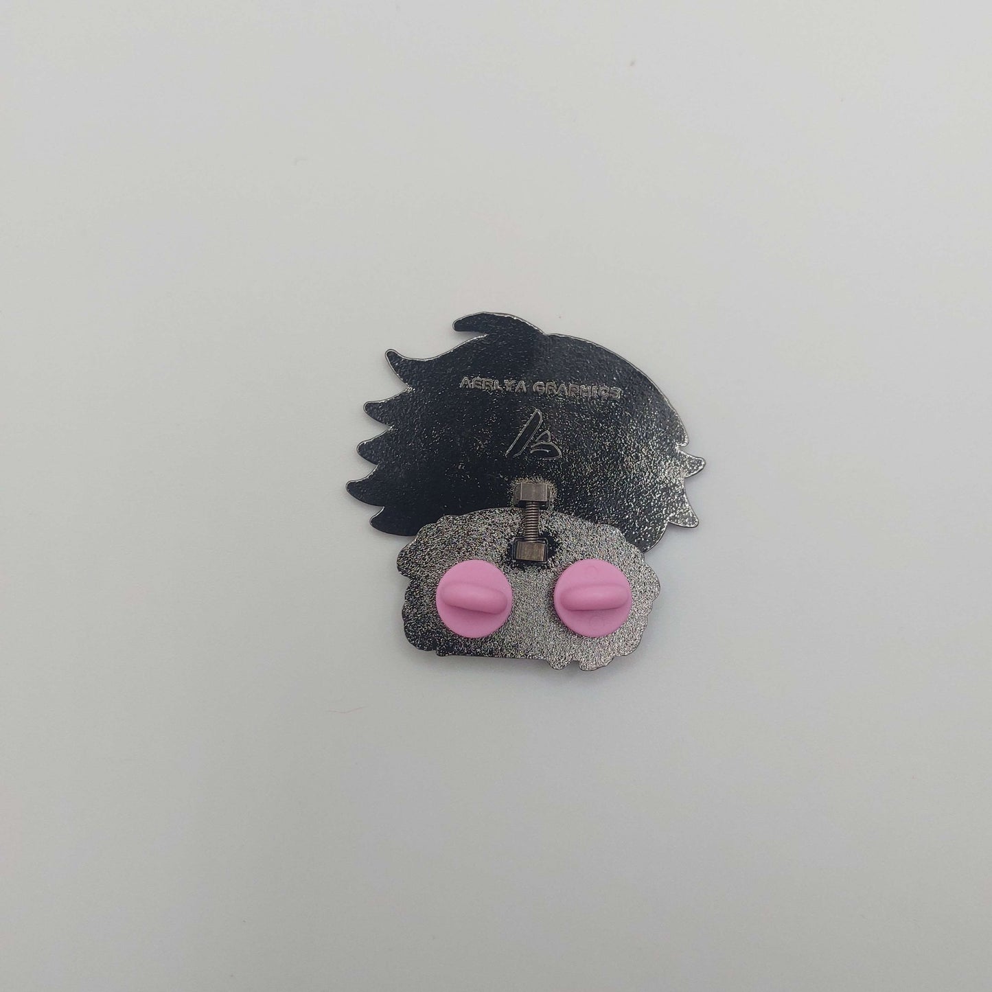 Bon - Wiggle hard enamel pin