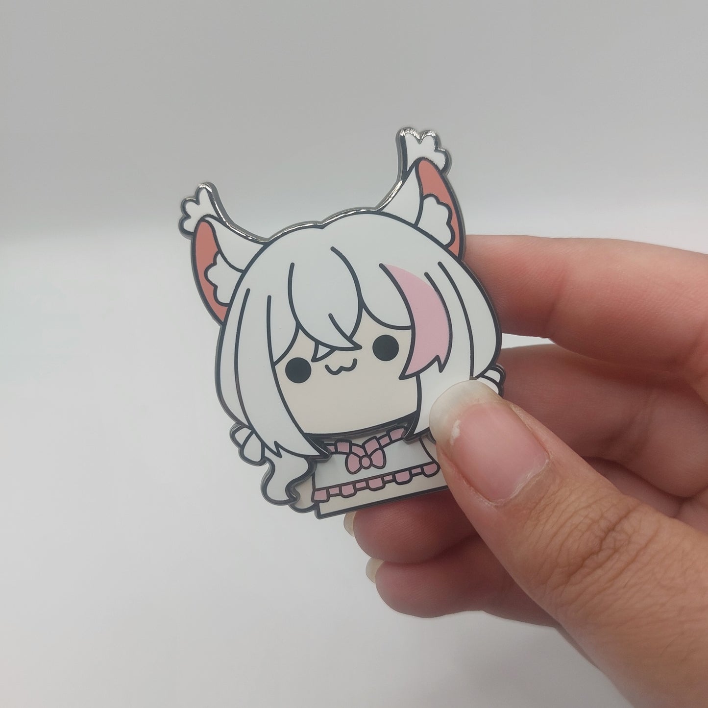 Hyuni - Moving fidget toy hard enamel pin