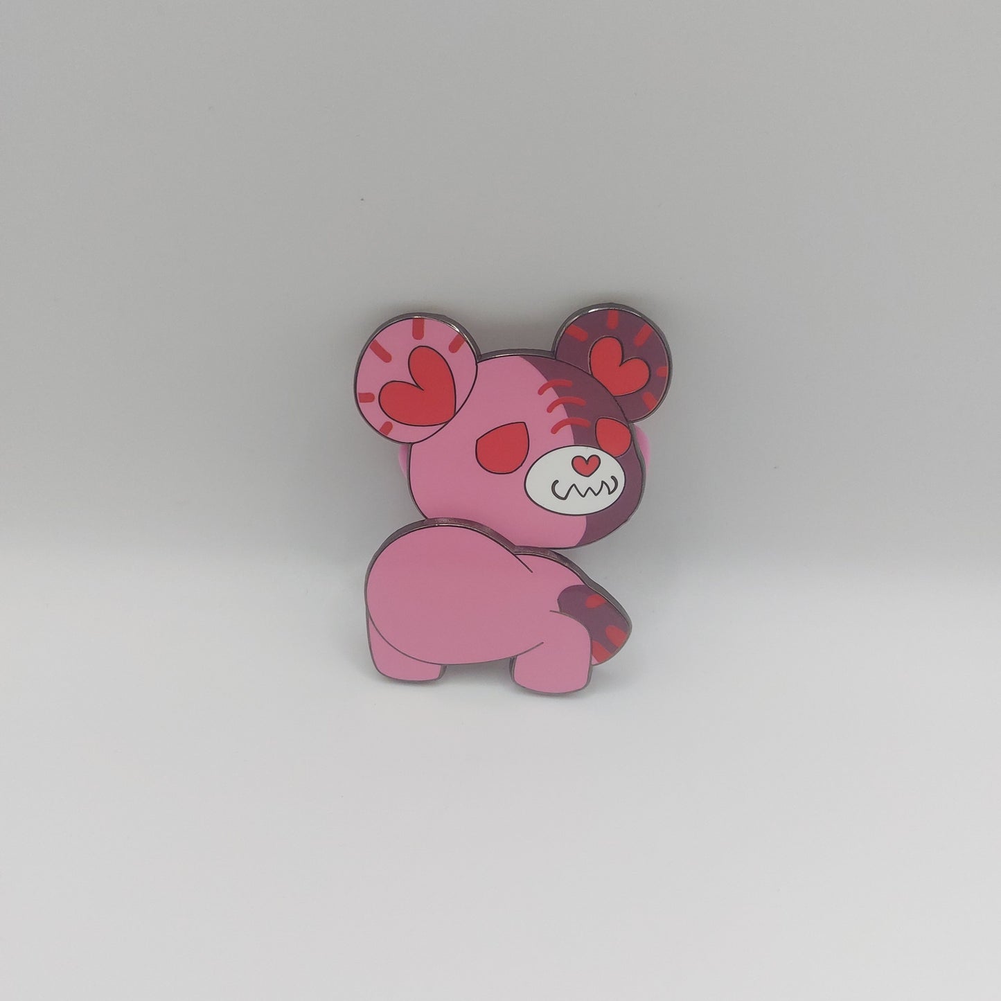 LuckyAkuma - Moving fidget toy hard enamel pin
